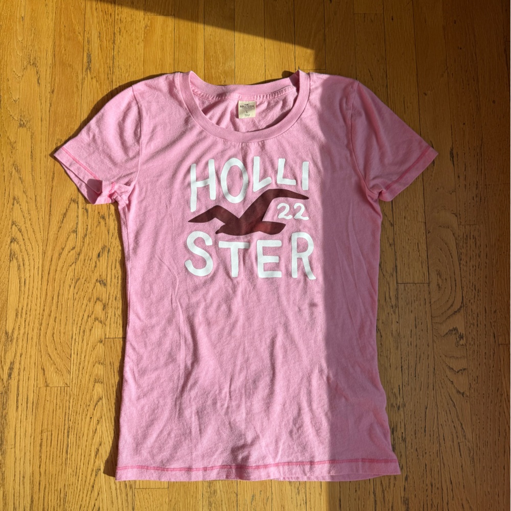 Hollister kids vintage Y2K graphic logo tee | light pink